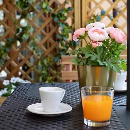 Sunshine Raggio Di Sole Apartment Милано Екстериор снимка