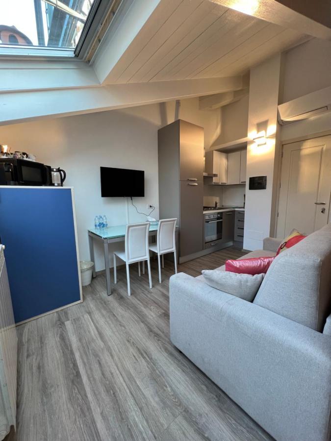 Sunshine Raggio Di Sole Apartment Милано Екстериор снимка