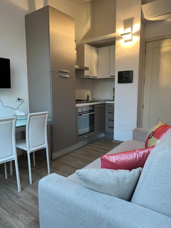 Sunshine Raggio Di Sole Apartment Милано Екстериор снимка