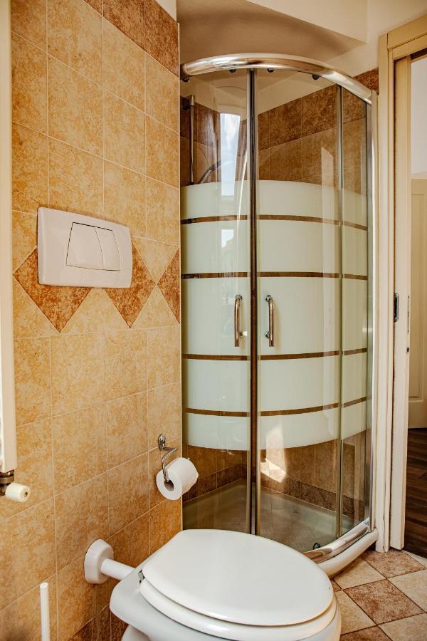 Sunshine Raggio Di Sole Apartment Милано Екстериор снимка
